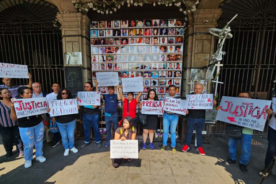 Periodistas de Morelos realizan protestas en el Centro Histórico de ...