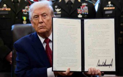 Trump impondrá aranceles a países que vendan o envíen petróleo a Cuba