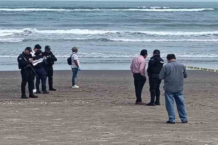 Tres integrantes de una familia mueren ahogados en playa Cazones, de ...