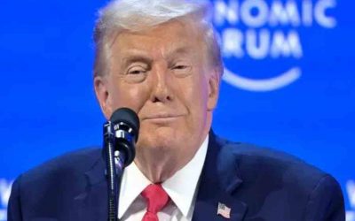 En Davos, Trump insiste en apoderarse de Groenlandia; por ahora niega uso de la fuerza